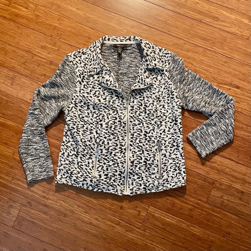 Style & Co moto jacket, contrasting animal print, zipper & snap detail, size M.
